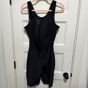 Isavela Compression Suit 2XL